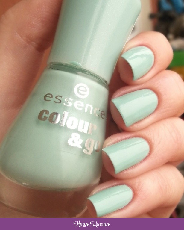 Essence color. Лак для ногтей Essence Colour & go. Лак Essence зеленый.